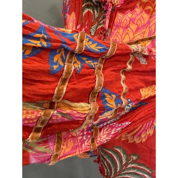 FARM Rio Mystic Bush Ruffled Blouse Floral Bird Print Button Front Ruffled Red M - Picture 9 of 16